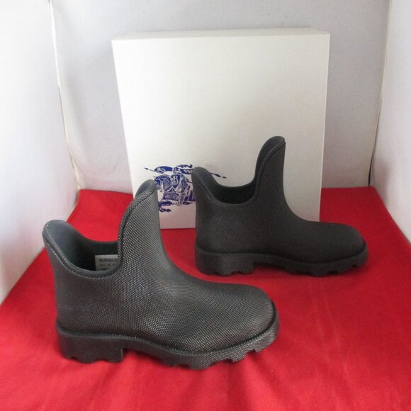 Burberry Men's Rubber Ankle Rain Boots $820 - Size EU 36 - Black - #1069 - Picture 1 of 12